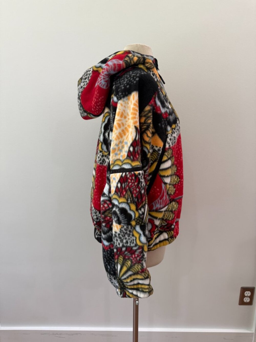 Free People Movement Wild And Free Printed Fleece Pullover NEW Size Small - Picture 10 of 16